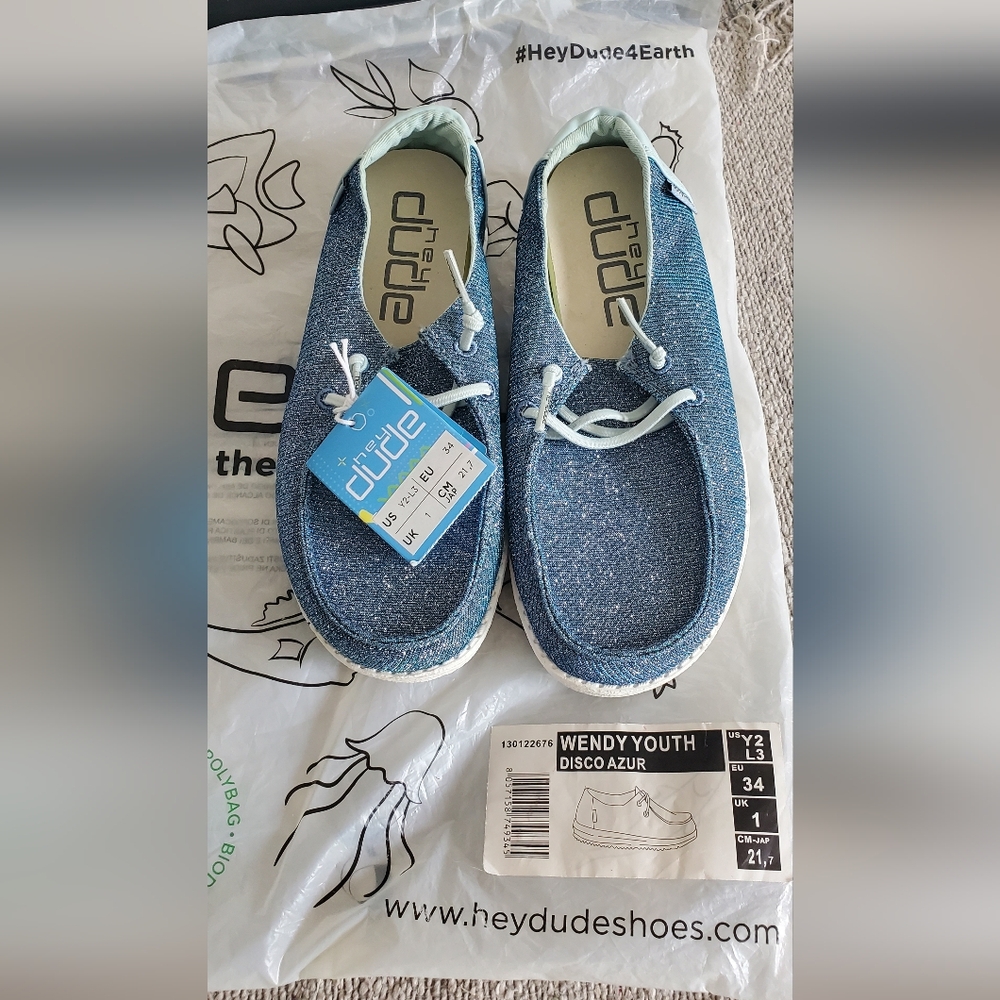 Hey Dude Wendy Youth Disco Azur 130122676 - US Size Youth 2. BNWT